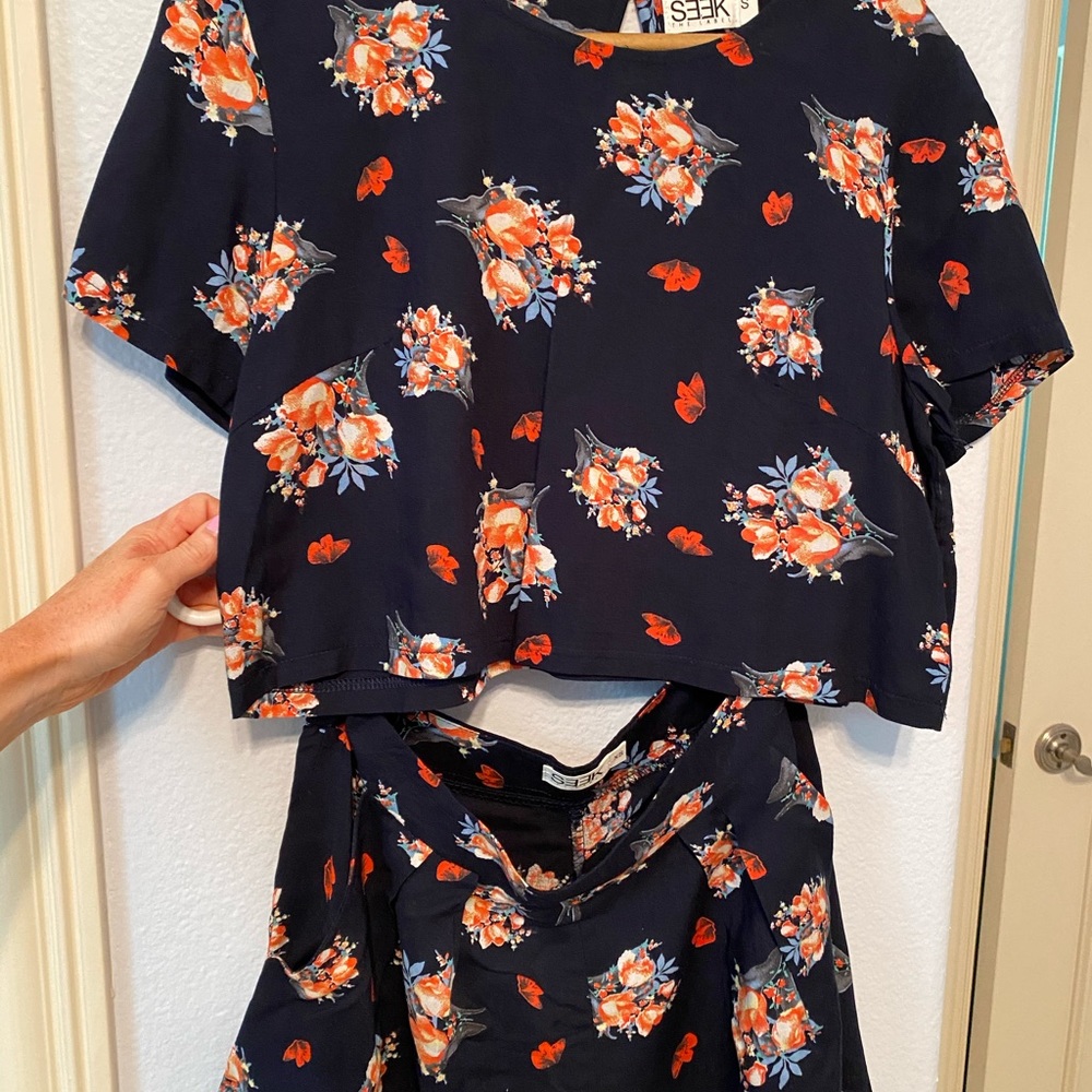 Two Piece Set - image 3